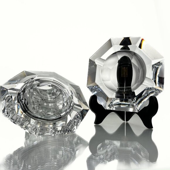 Crystal Ashtrays | Beautiful Set from Val St. Lambert | Elegant Home Decor - Picture 5 of 11